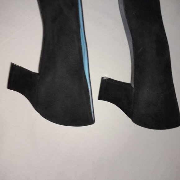 Thierry Rabotin Black Suede Pumps - Picture 16 of 16